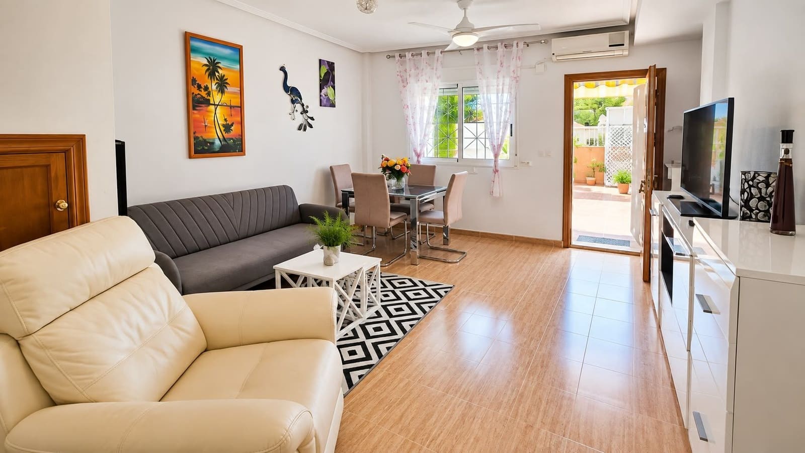 2 quarto Casa em Banda para venda em Orihuela Costa com piscina - 179 900 € (Ref: 10130541)