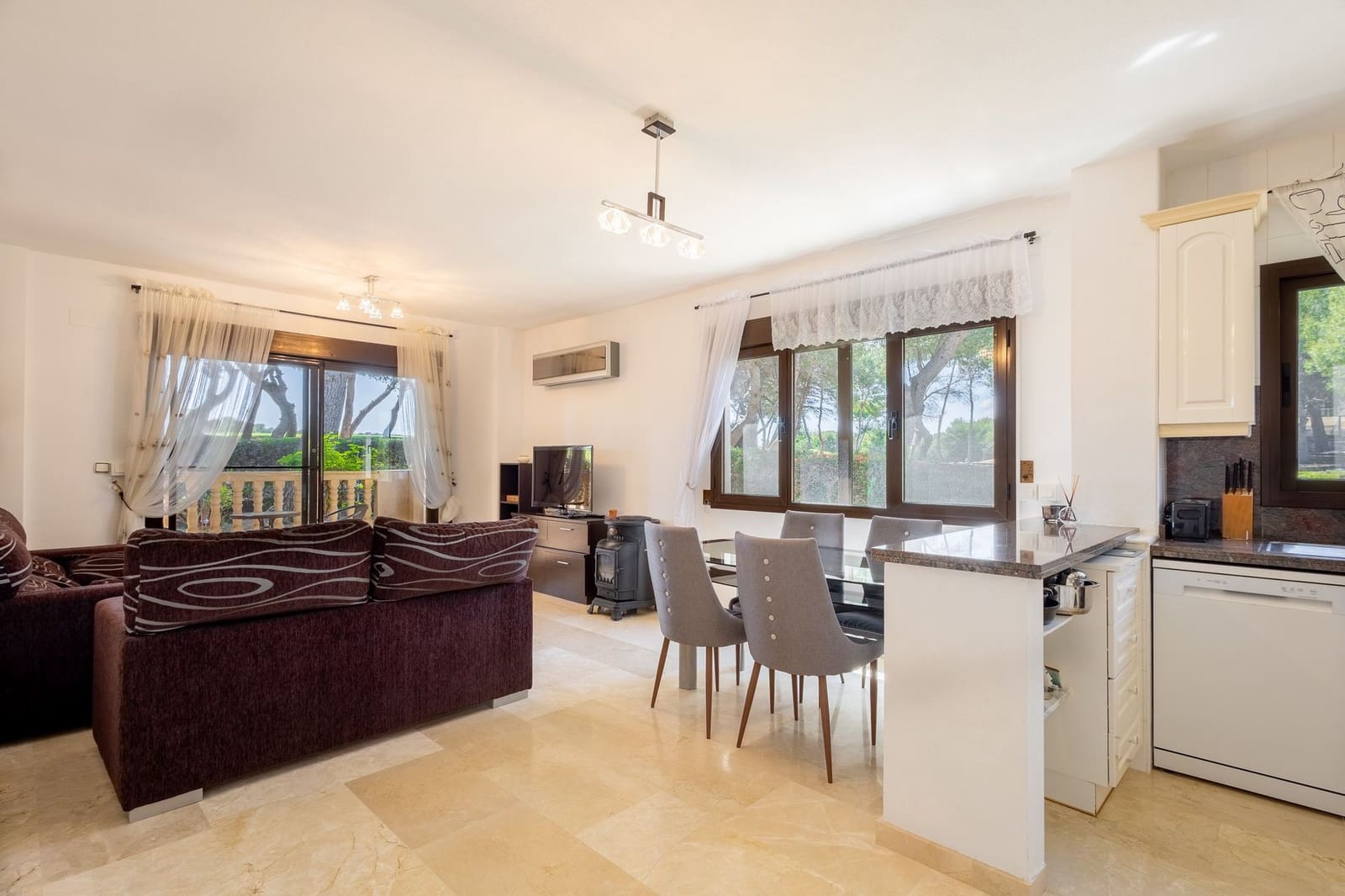 2 sovrum Lägenhet till salu i Villamartin - 220 000 € (Ref: 10133595)