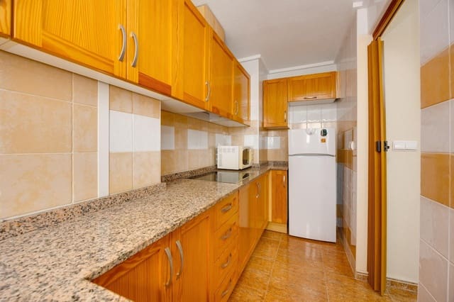 1 soveværelse Lejlighed til salg i Centro - Muelle Pesquero, Torrevieja med swimmingpool garage - € 105.000 (Ref: 10133596)