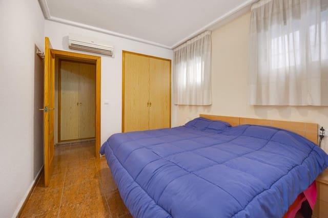 1 soveværelse Lejlighed til salg i Centro - Muelle Pesquero, Torrevieja med swimmingpool garage - € 105.000 (Ref: 10133596)