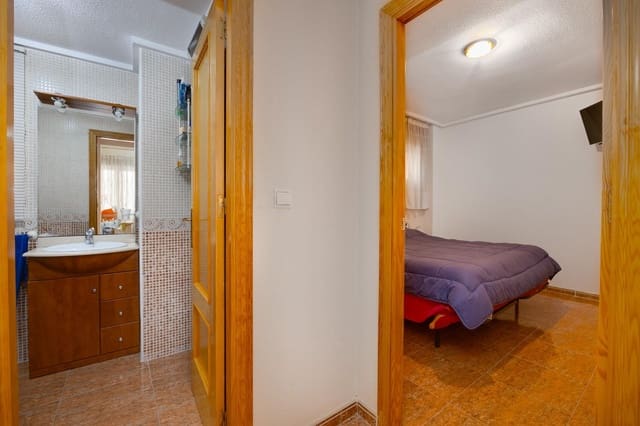 1 soveværelse Lejlighed til salg i Centro - Muelle Pesquero, Torrevieja med swimmingpool garage - € 105.000 (Ref: 10133596)