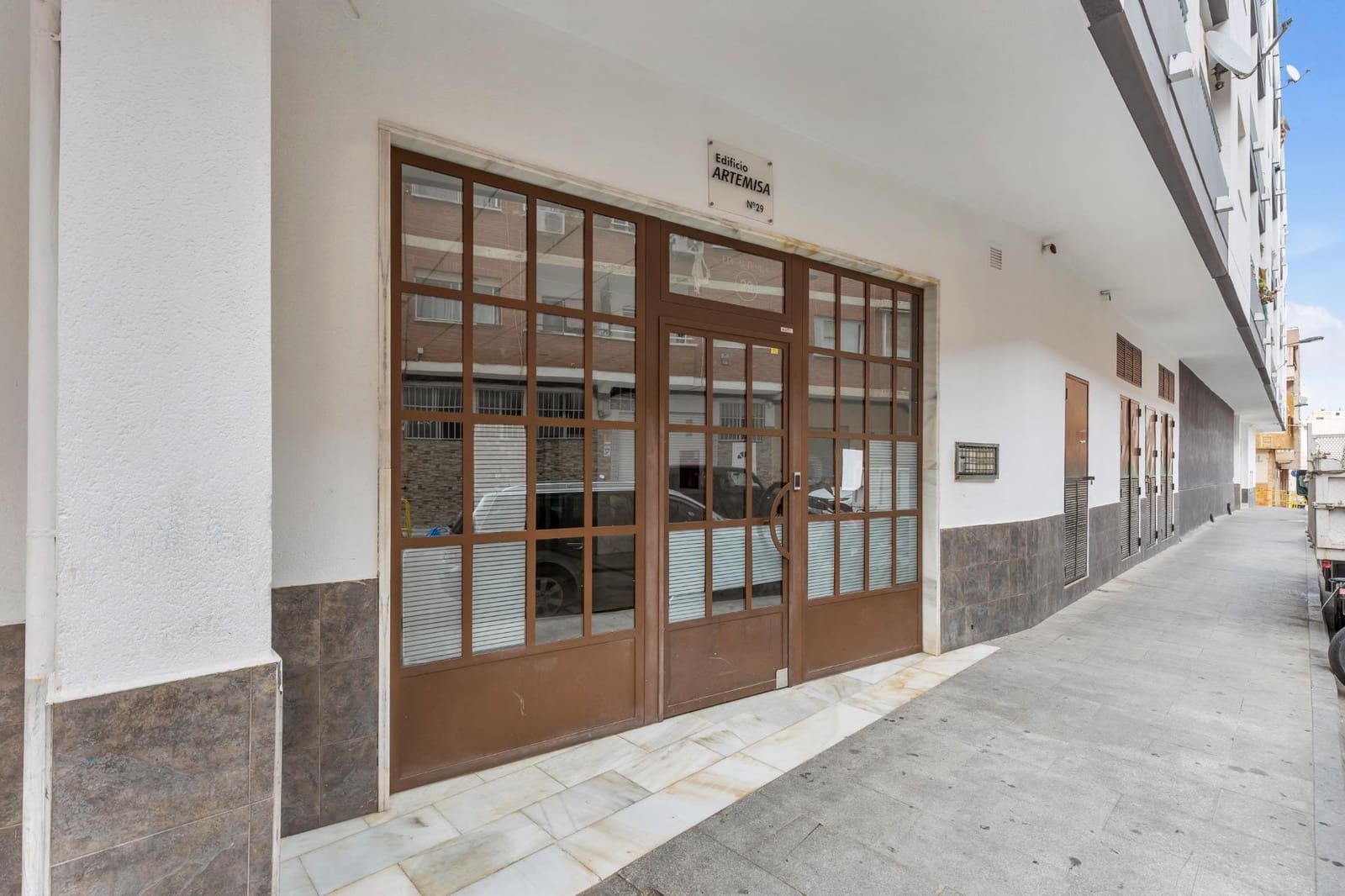 2 chambre Appartement à vendre à Torrevieja avec piscine garage - 125 000 € (Ref: 10133597)