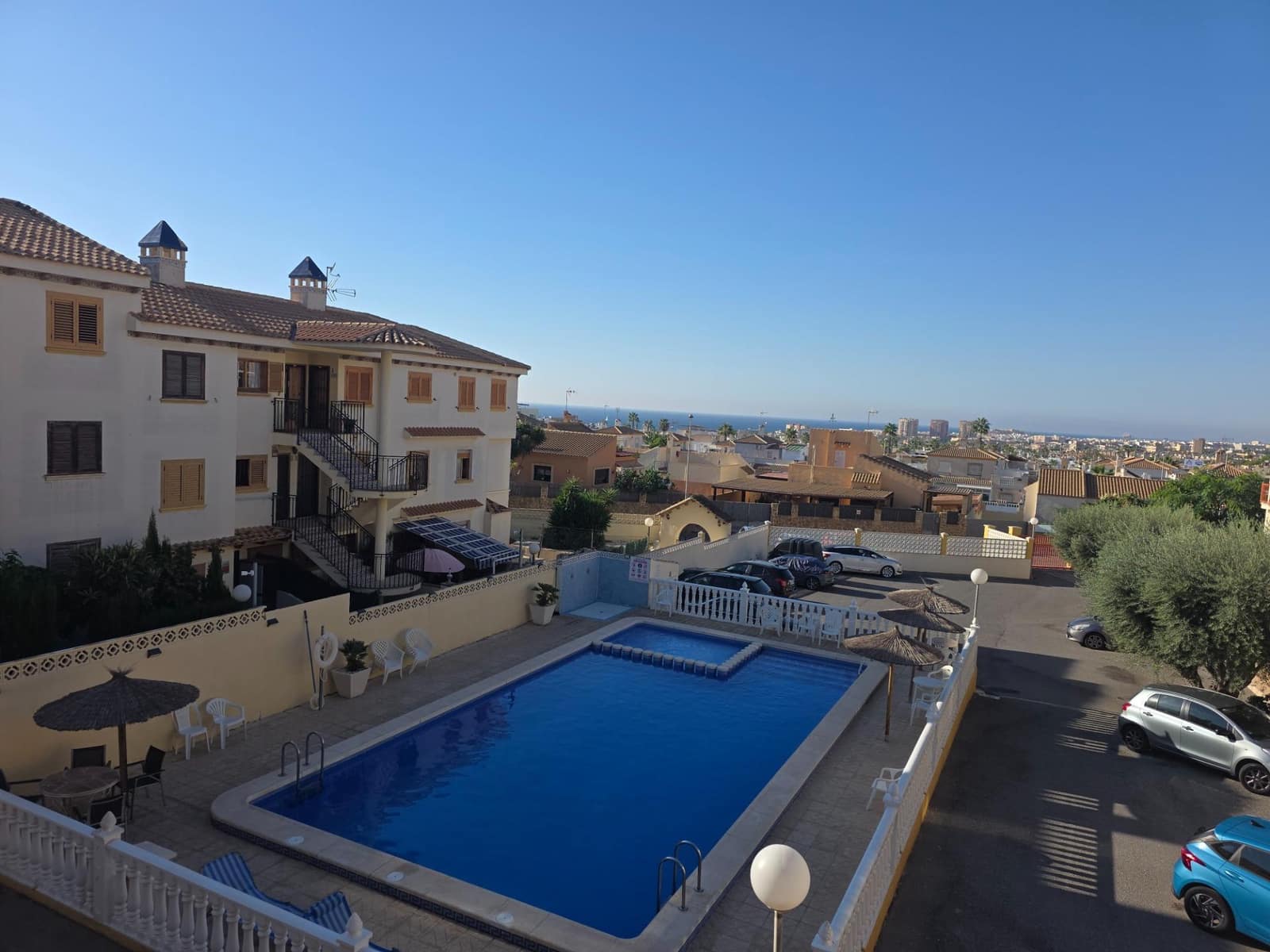 2 soverom Leilighet til salgs i Torrevieja med svømmebasseng - € 143 000 (Ref: 10136623)