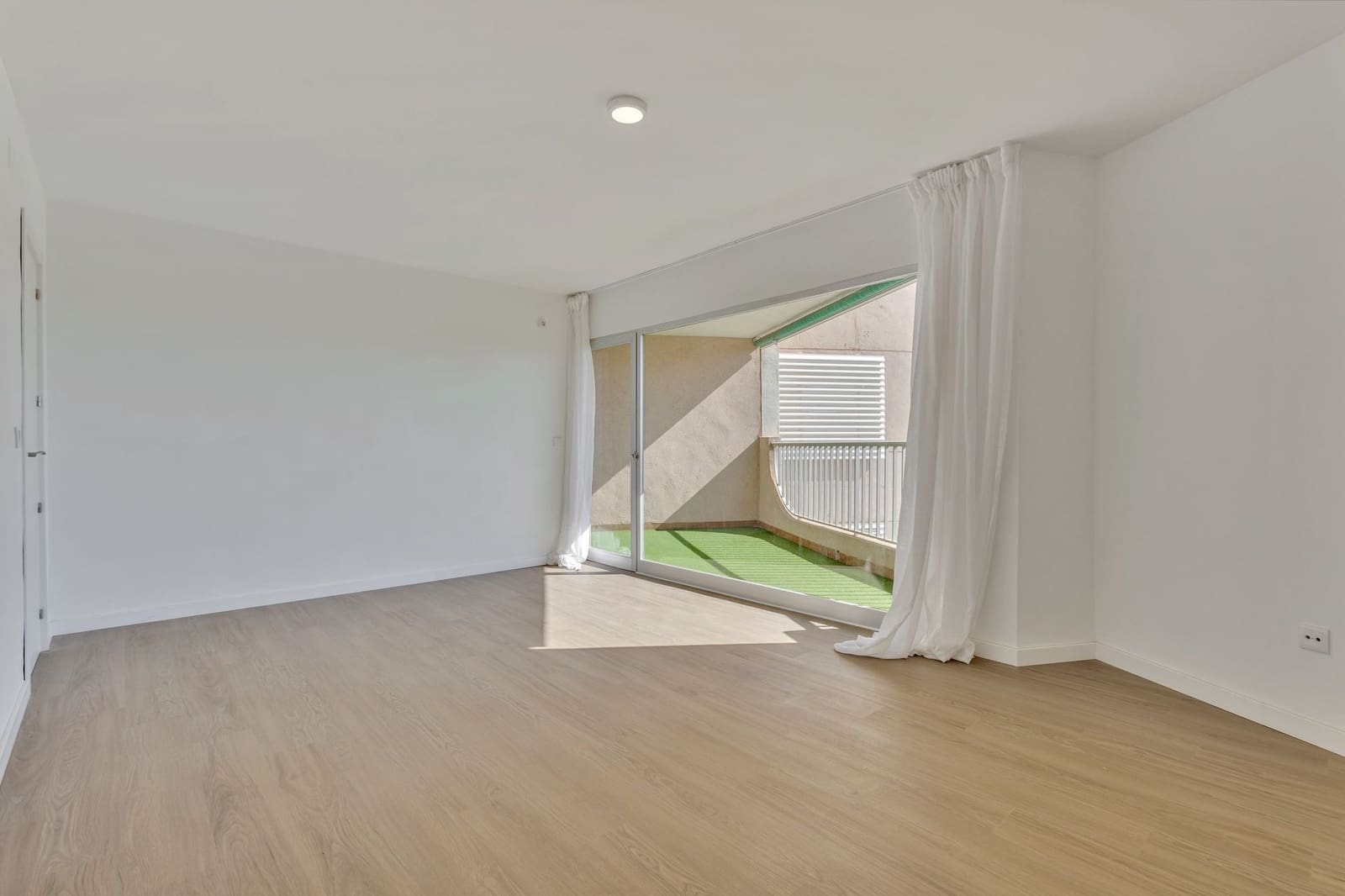 3 slaapkamer Appartement te koop in Cabo Roig met zwembad - € 247.000 (Ref: 10136624)