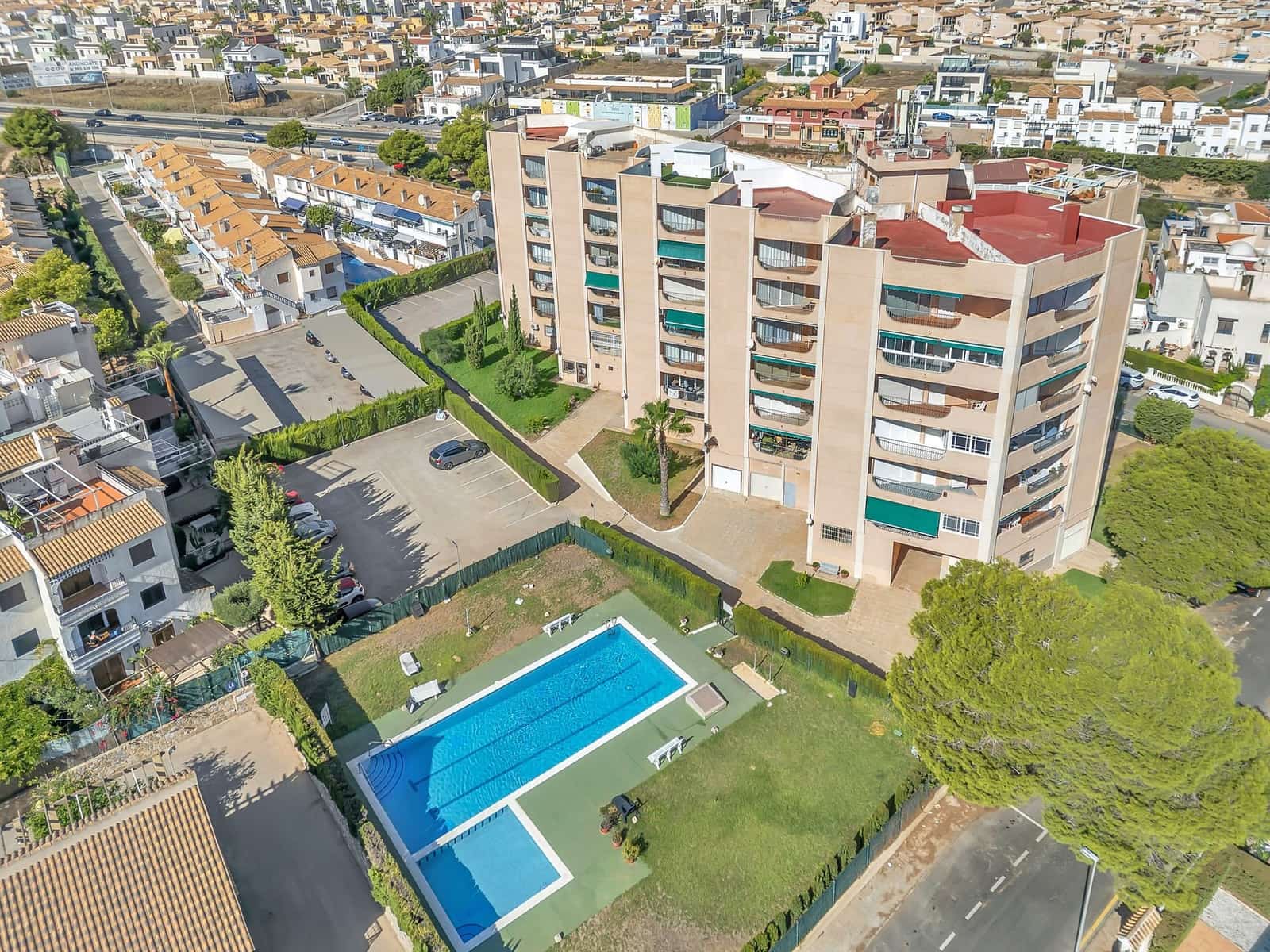 3 slaapkamer Appartement te koop in Cabo Roig met zwembad - € 247.000 (Ref: 10136624)