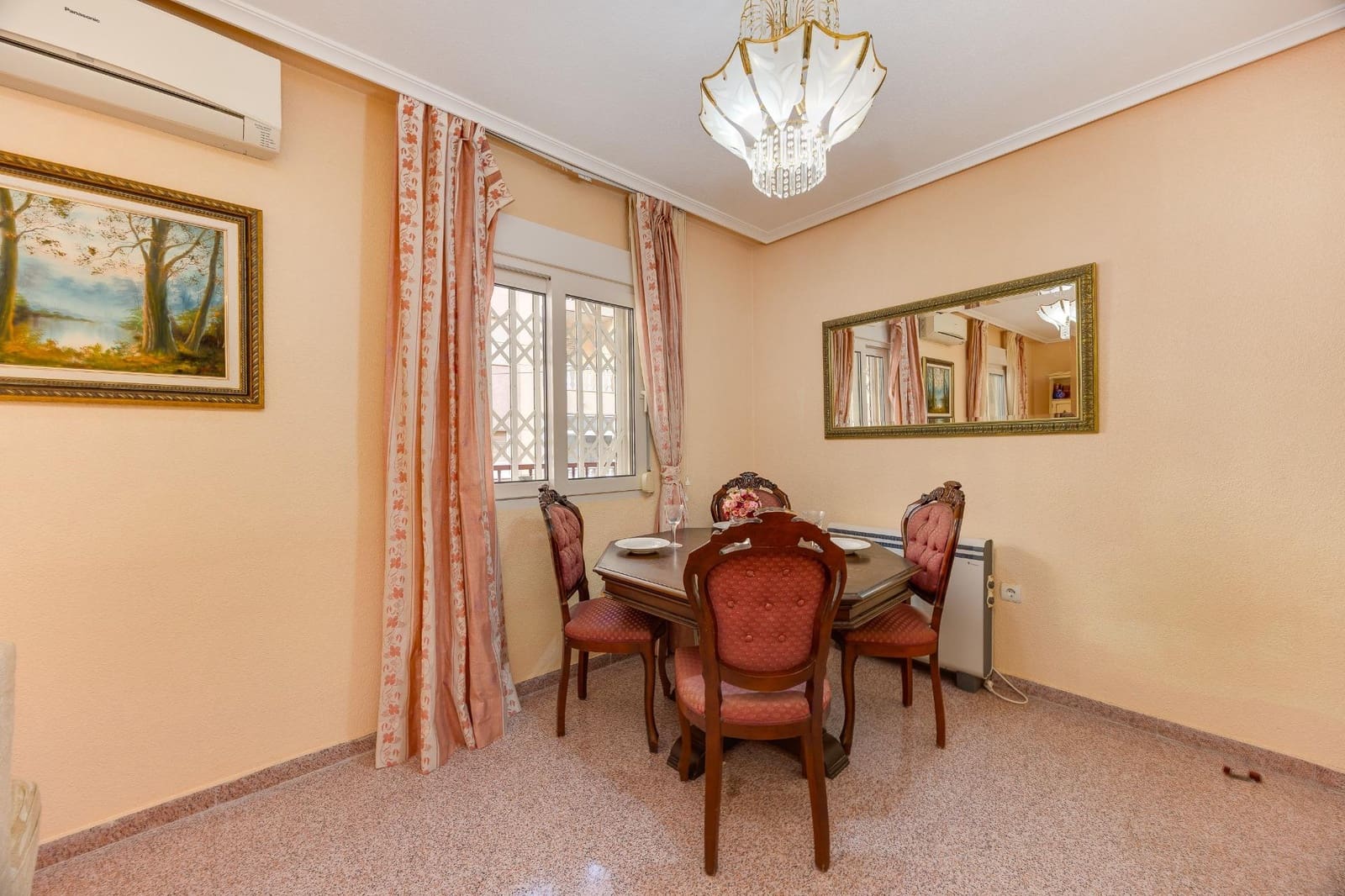 4 soverom Leilighet til salgs i Torrevieja - € 191 900 (Ref: 10139905)