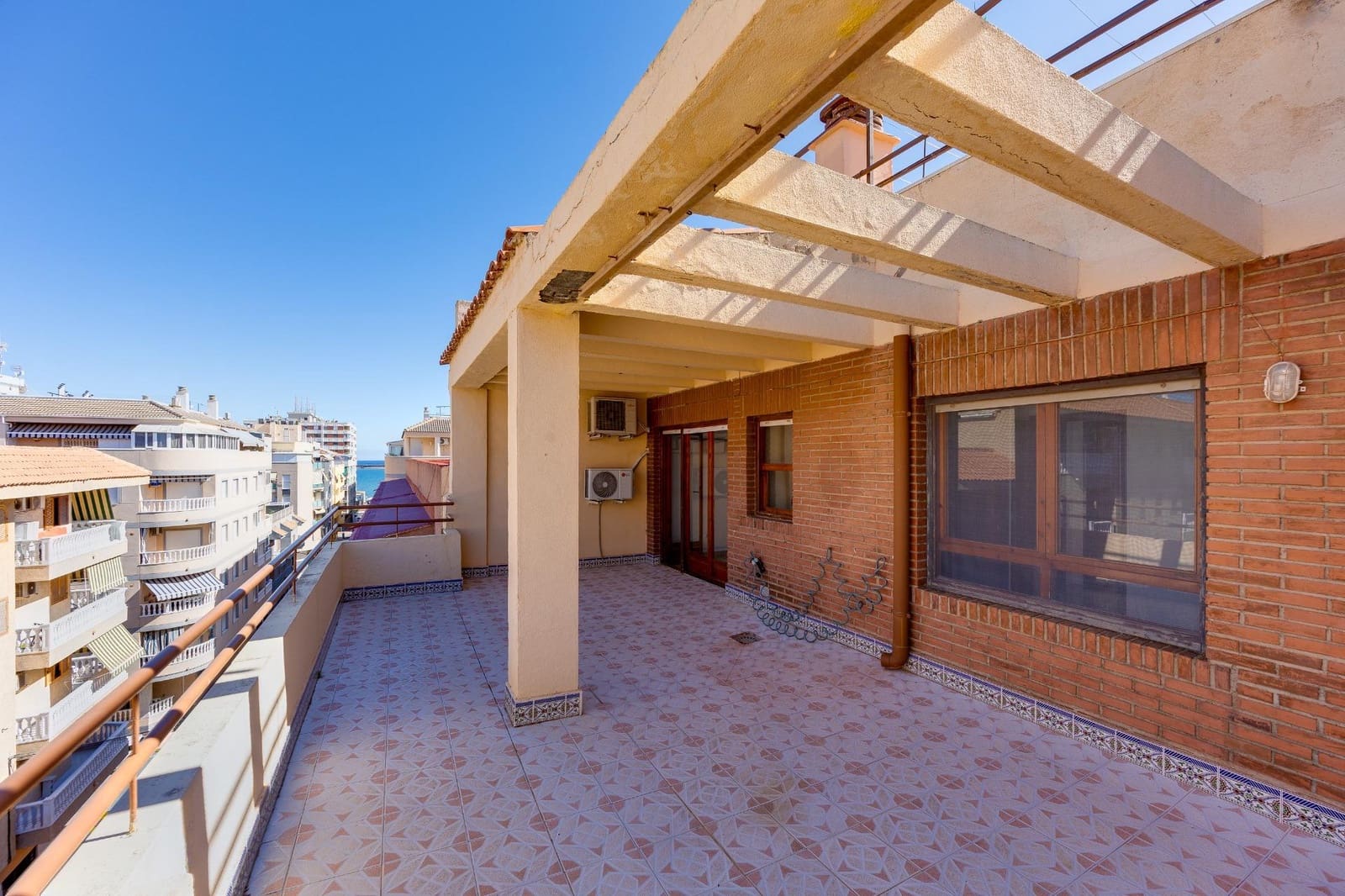2 chambre Penthouse à vendre à Torrevieja - 144 900 € (Ref: 10139906)