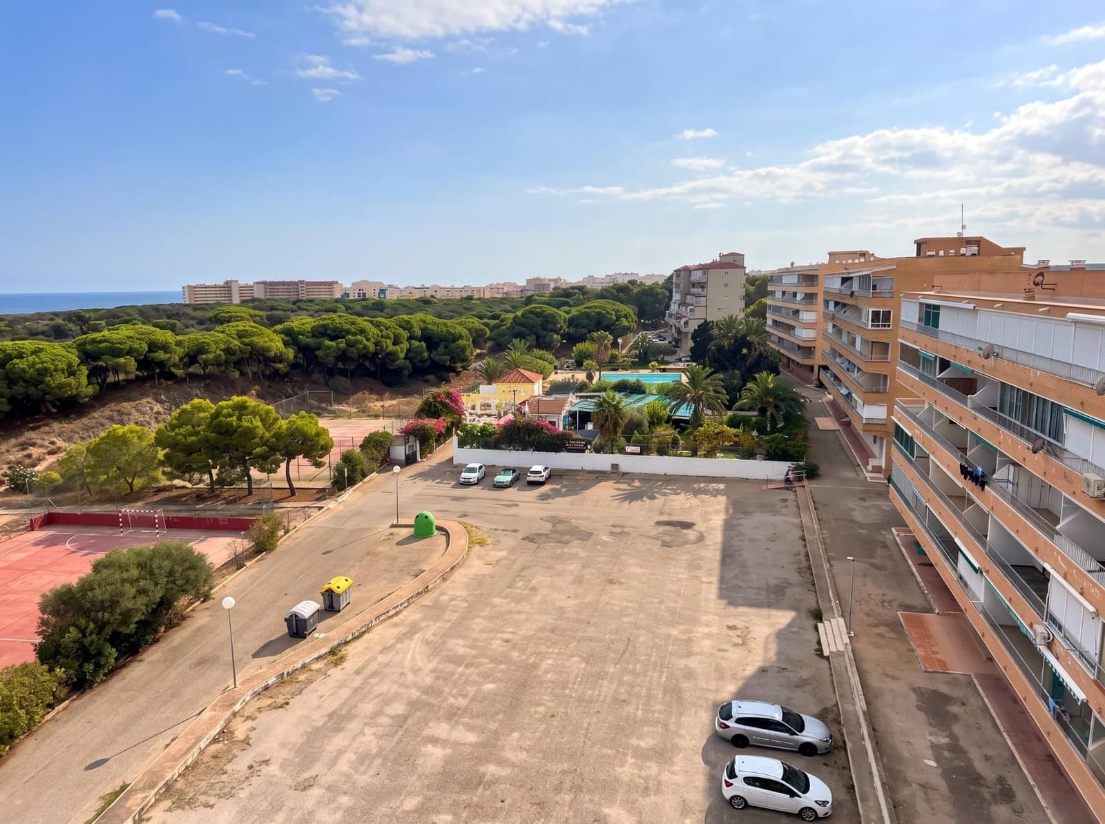 Lejlighed til salg i Guardamar del Segura med swimmingpool - € 99.900 (Ref: 10139908)