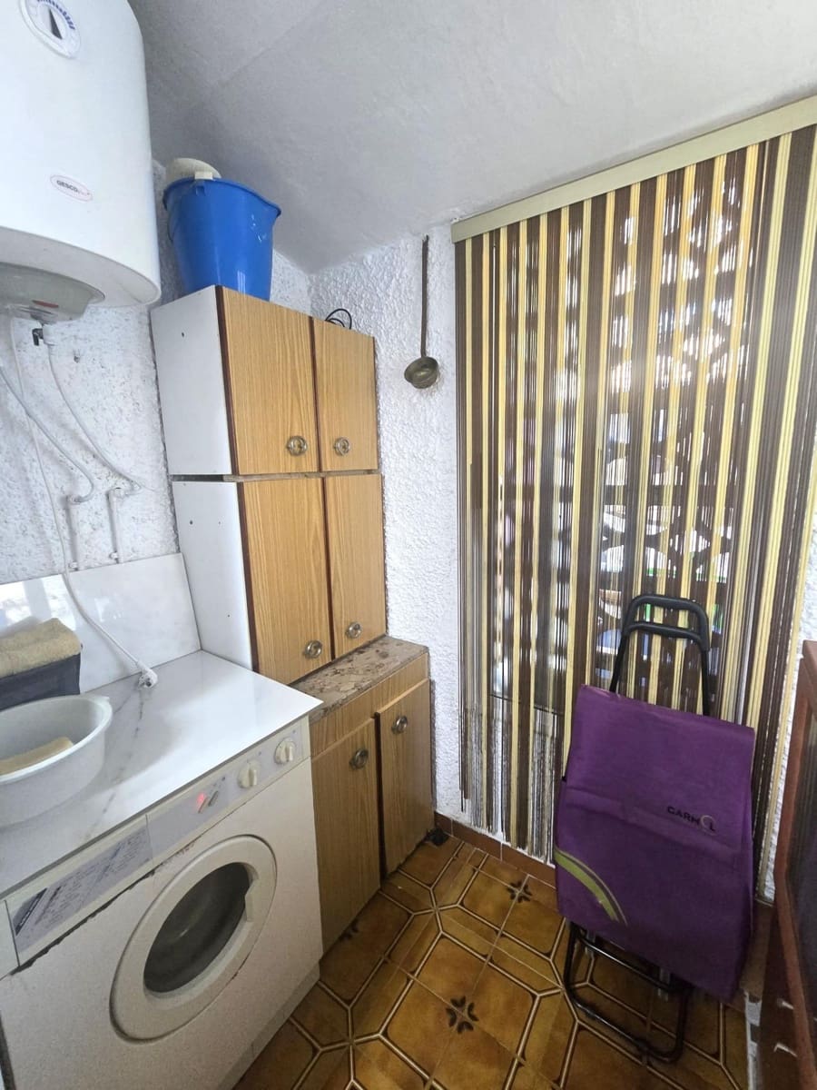 2 quarto Apartamento para venda em Torrevieja com piscina - 160 000 € (Ref: 10144872)