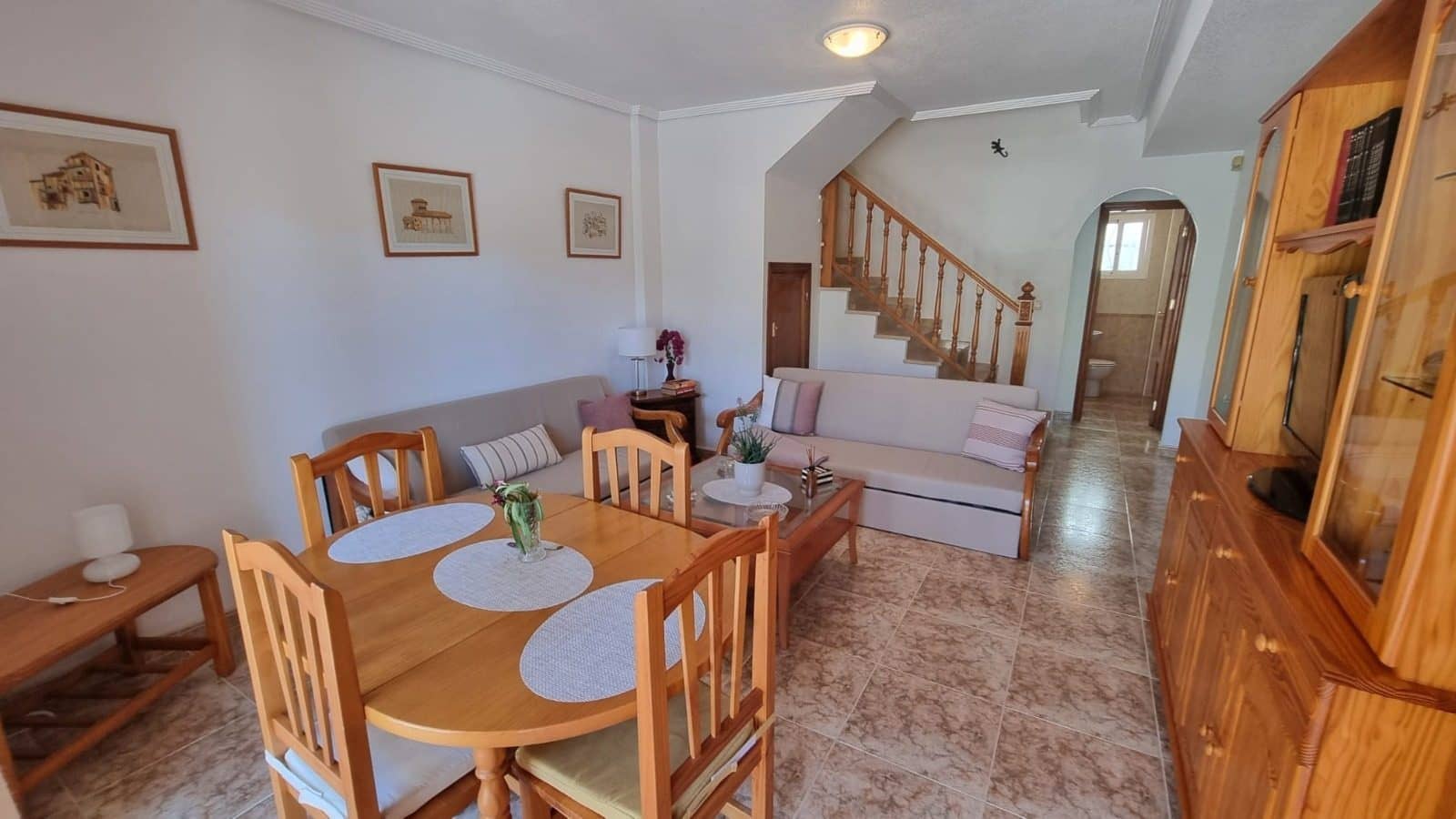 2 makuuhuone Omakotitalo myytävänä paikassa Orihuela Costa mukana uima-altaan - 222 705 € (Ref: 10144984)