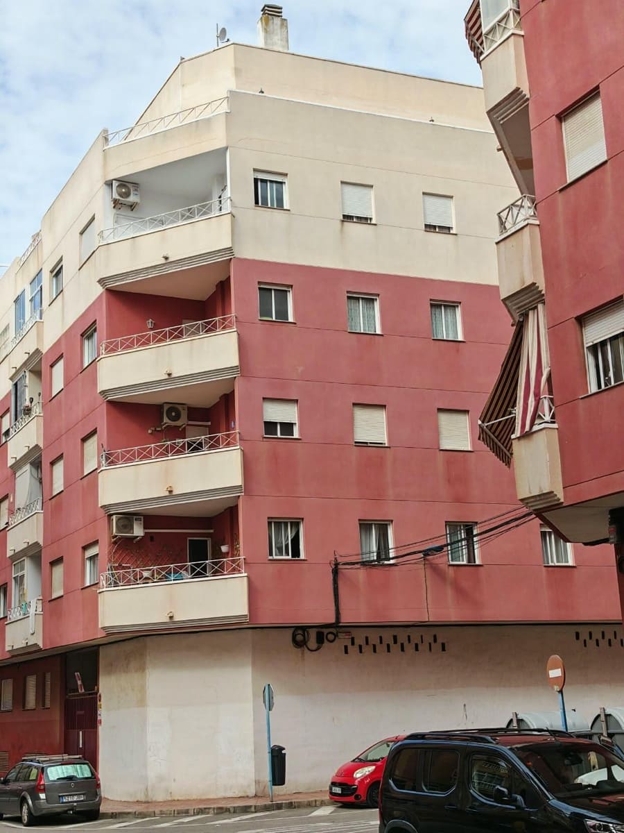 3 camera da letto Appartamento in vendita in Torrevieja con piscina - 174.900 € (Rif: 10153858)