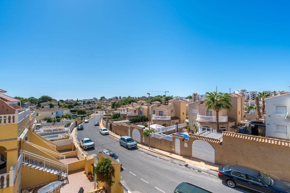 2 Zimmer Villa zu verkaufen in Playa Flamenca mit Pool - 229.800 € (Ref: 10156235)