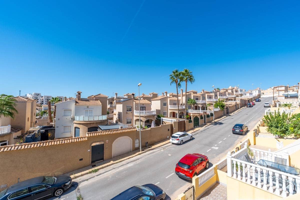 2 Zimmer Villa zu verkaufen in Playa Flamenca mit Pool - 229.800 € (Ref: 10156235)
