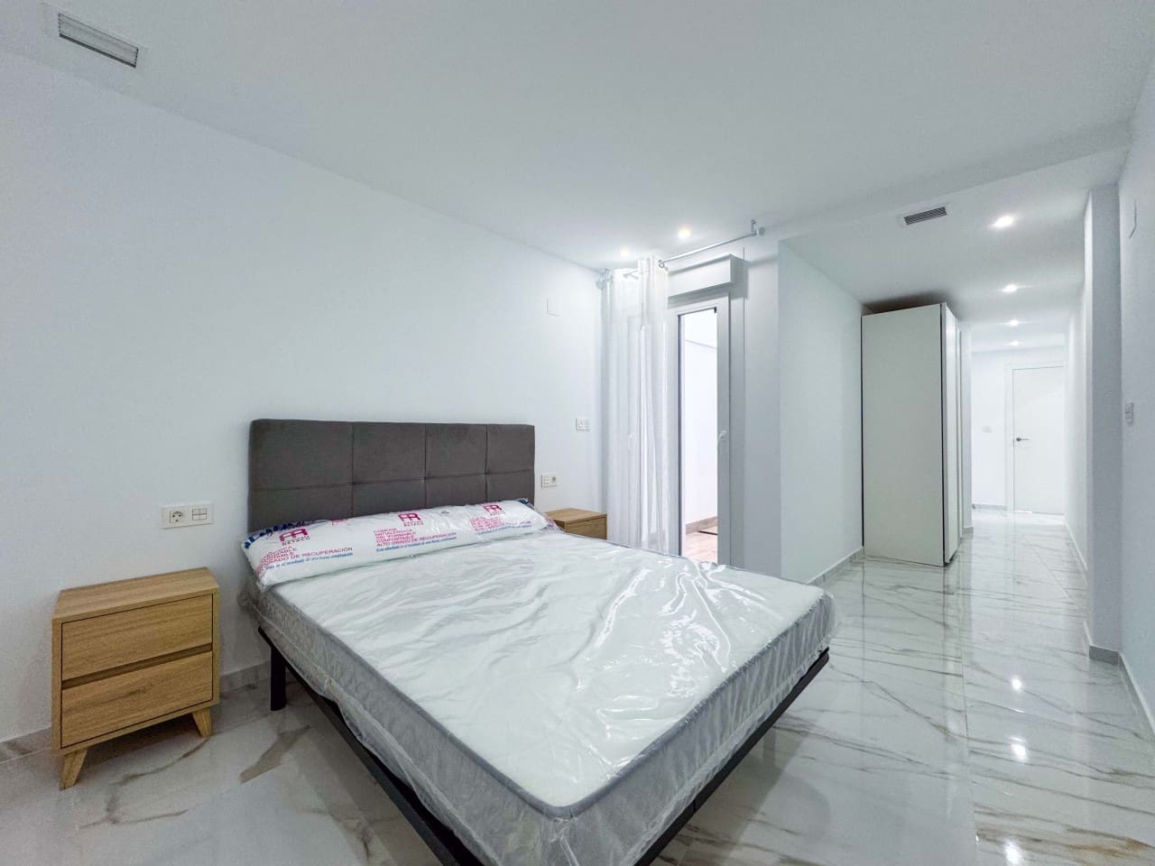 2 soveværelse Lejlighed til salg i Torrevieja - € 209.000 (Ref: 10156257)