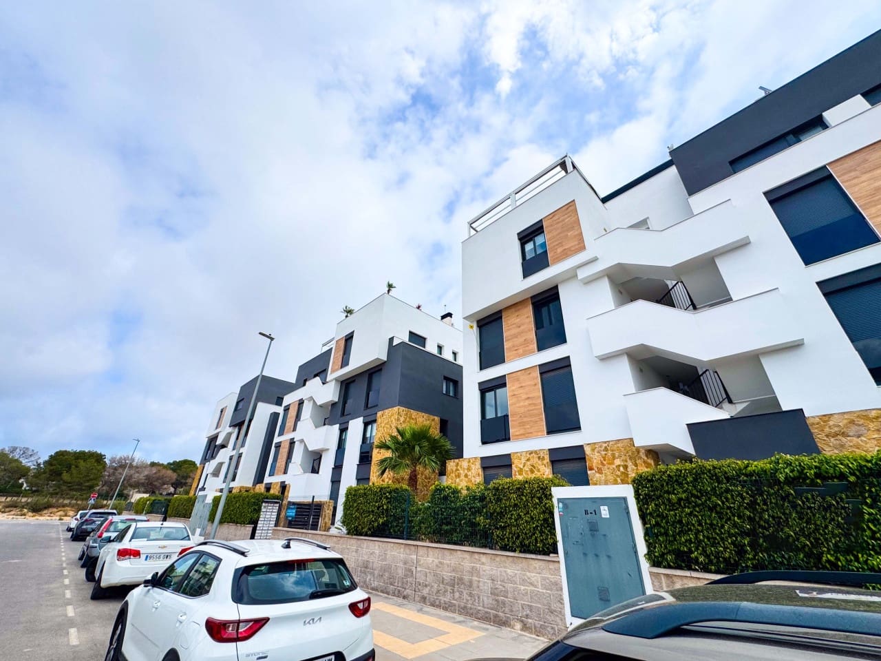 2 sypialnia Apartament na sprzedaż w Orihuela Costa z basenem garażem - 269 000 € (Ref: 10156265)