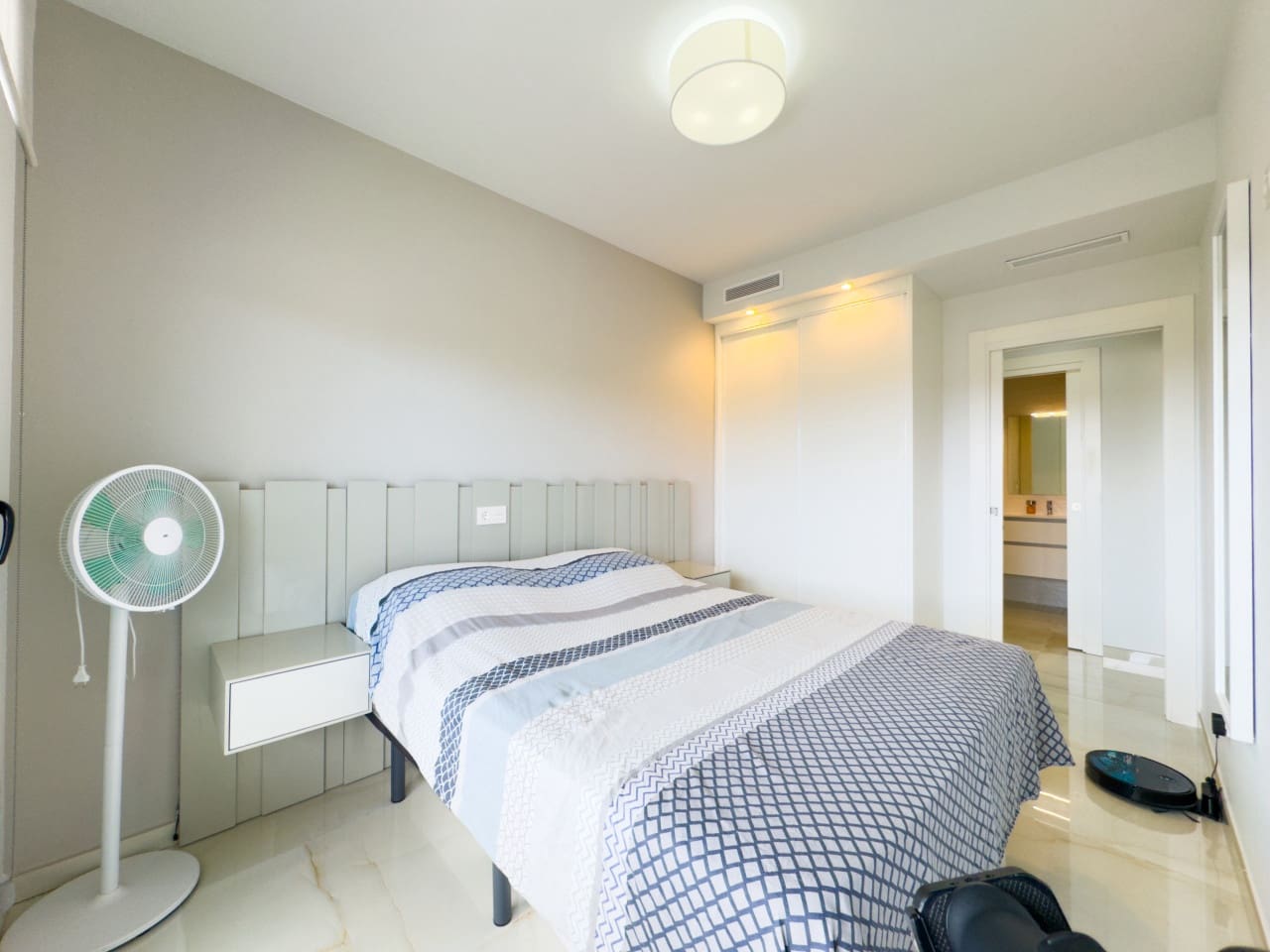 2 sypialnia Apartament na sprzedaż w Orihuela Costa z basenem garażem - 269 000 € (Ref: 10156265)