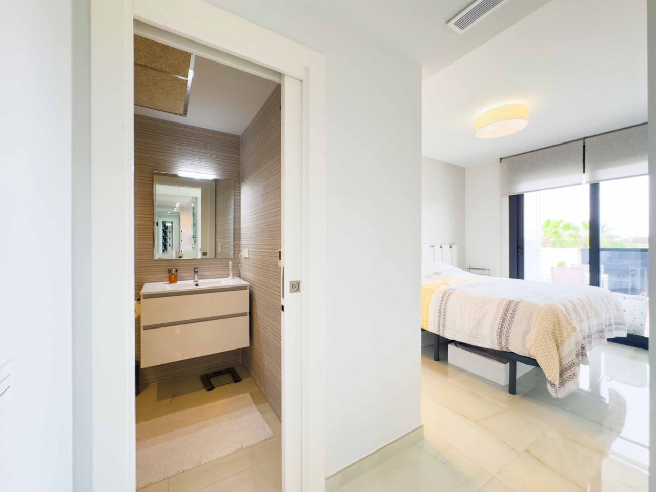 2 sypialnia Apartament na sprzedaż w Orihuela Costa z basenem garażem - 269 000 € (Ref: 10156265)