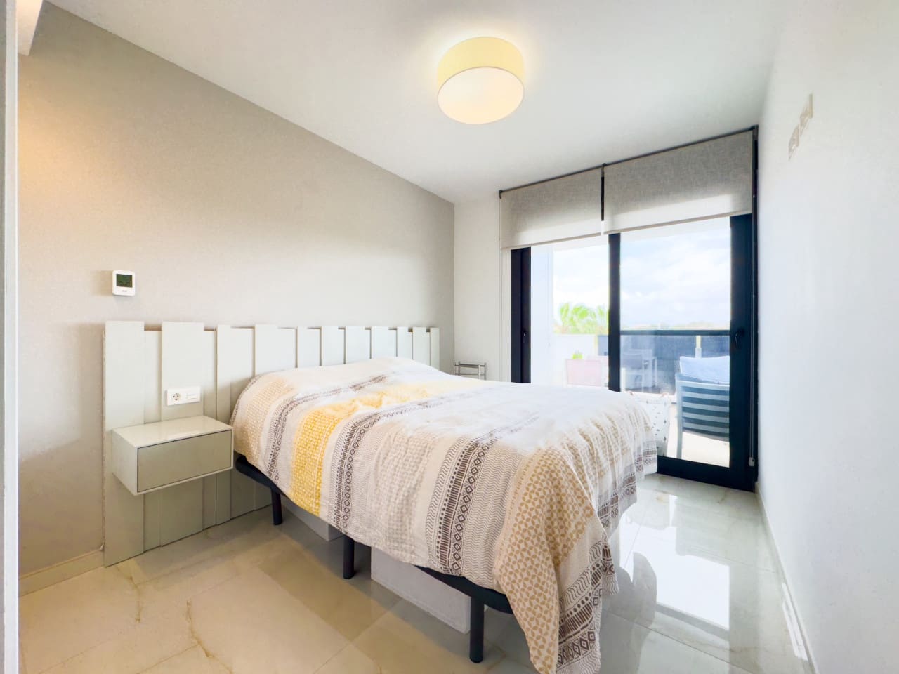 2 sypialnia Apartament na sprzedaż w Orihuela Costa z basenem garażem - 269 000 € (Ref: 10156265)