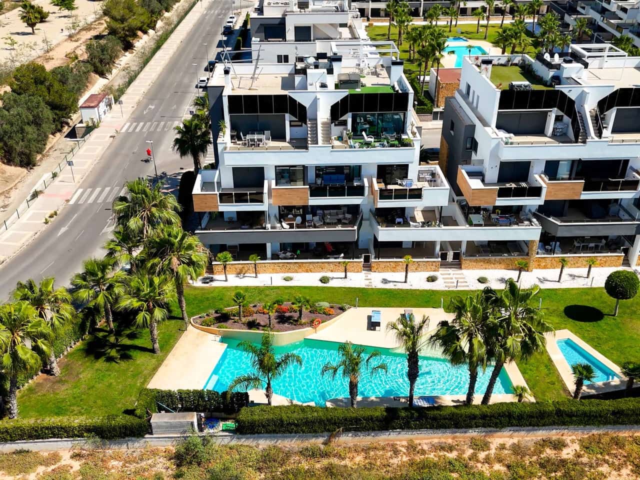 2 sypialnia Apartament na sprzedaż w Orihuela Costa z basenem garażem - 269 000 € (Ref: 10156265)