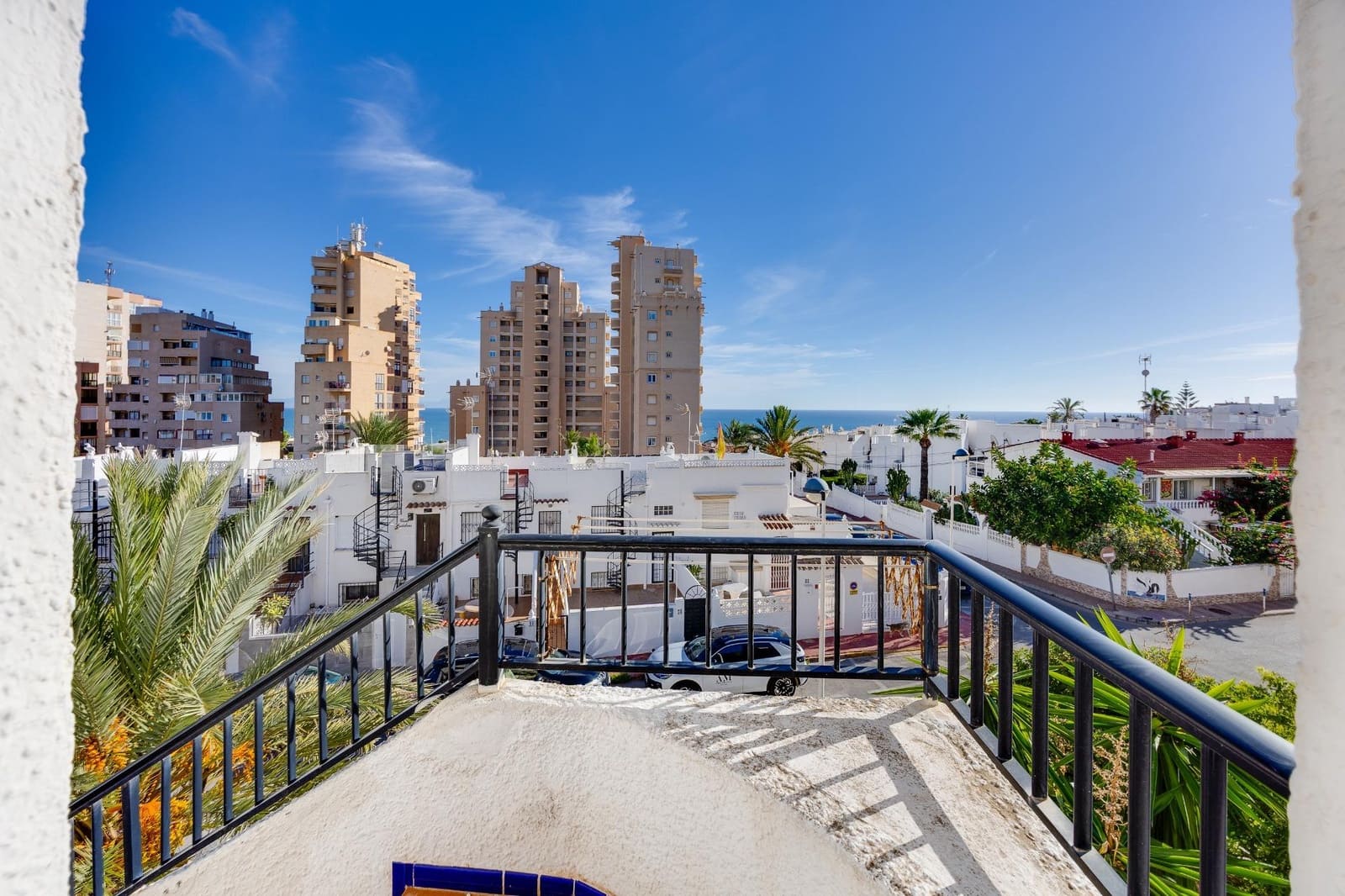 Apartamento de 2 habitaciones en Torrevieja en venta con piscina - 169.990 € (Ref: 10156266)