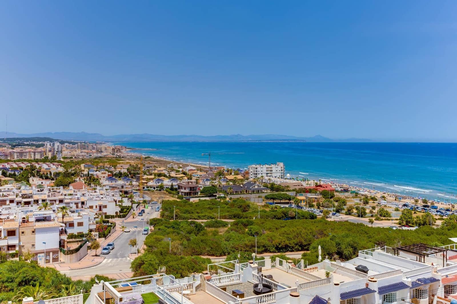 Apartamento de 2 habitaciones en Torrevieja en venta con piscina - 169.990 € (Ref: 10156266)
