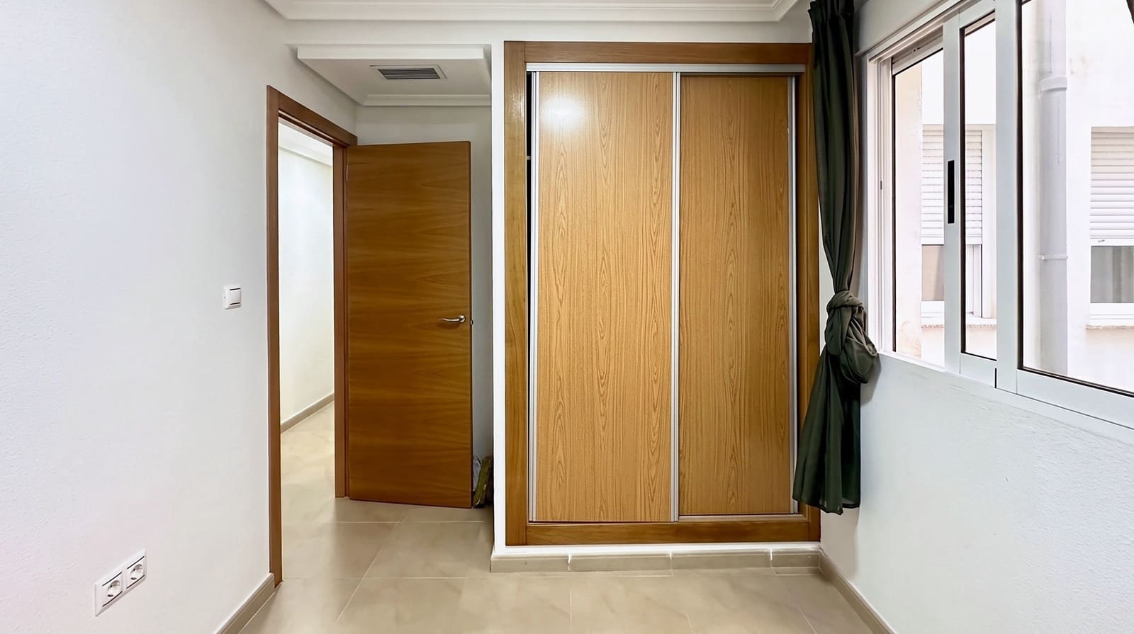 Apartamento de 3 habitaciones en Torrevieja en venta - 167.000 € (Ref: 10156899)