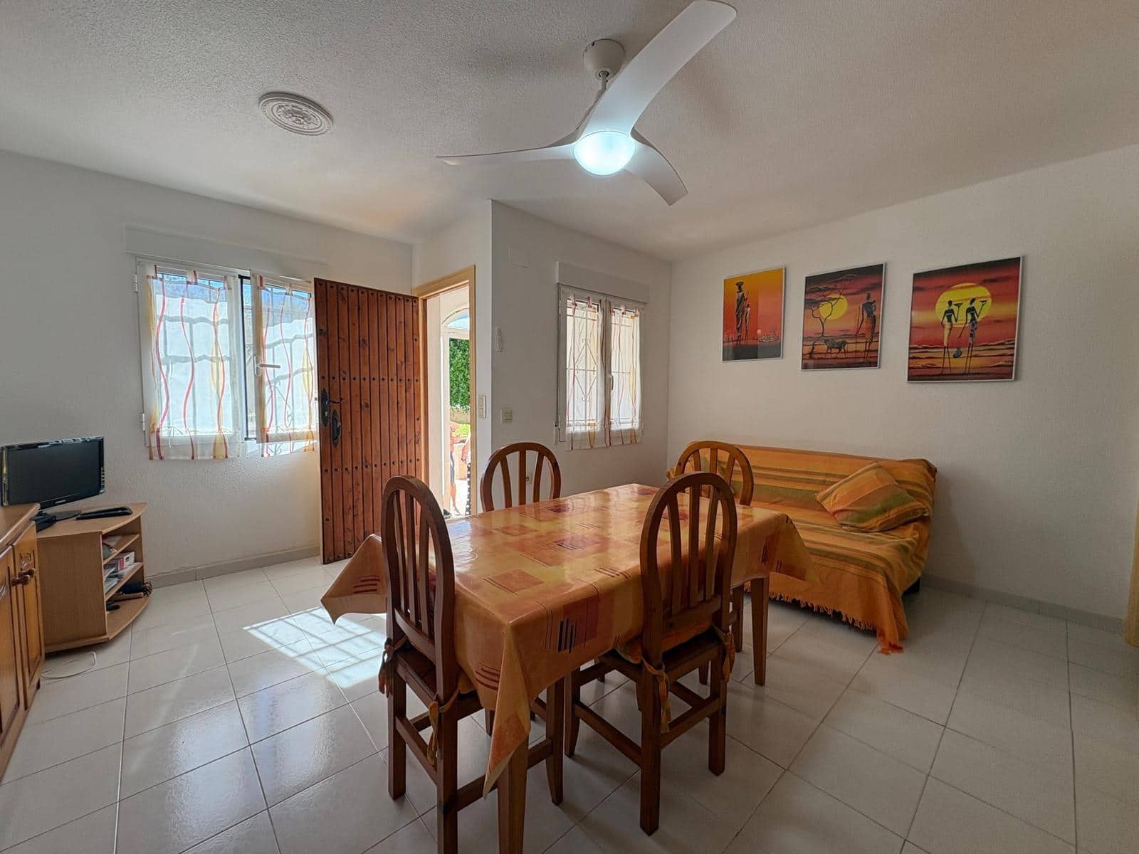 1 bedroom Bungalow for sale in Villamartin with pool - € 115,000 (Ref: 10158648)
