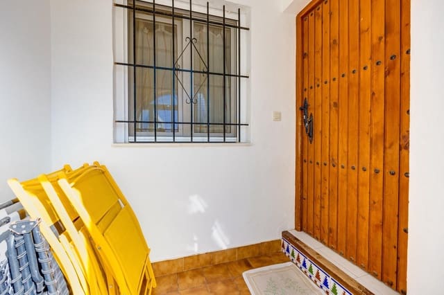 1 slaapkamer Bungalow te koop in Villamartin, Orihuela met zwembad - € 115.000 (Ref: 10158648)