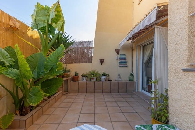 2 soverom Leilighet til salgs i Los Balcones med svømmebasseng - € 195 000 (Ref: 10159882)