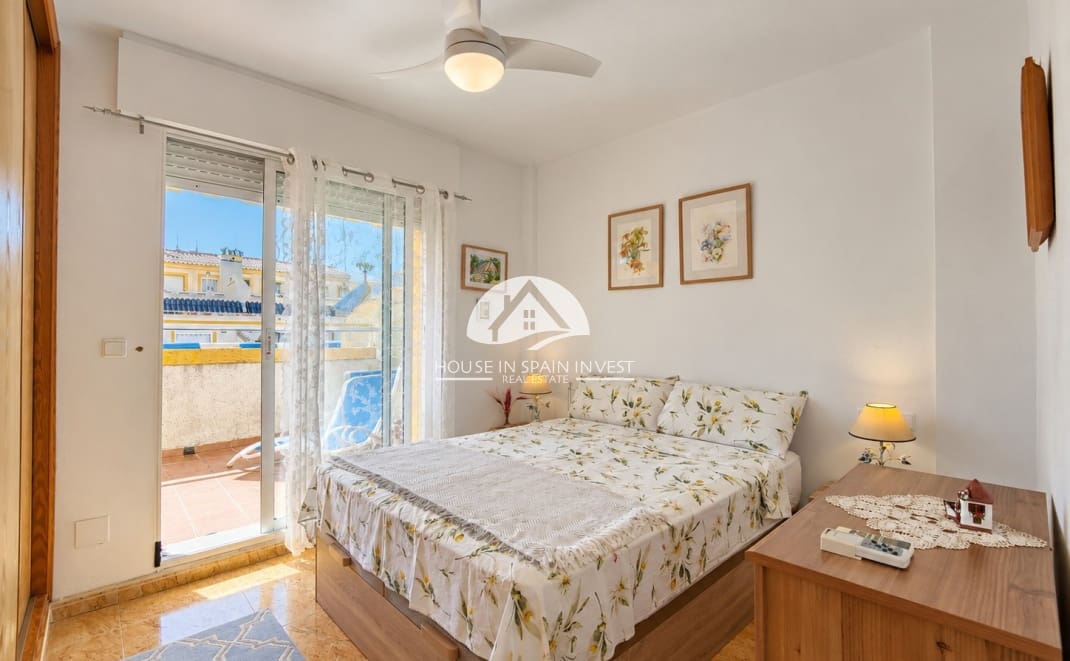 3 bedroom Townhouse for sale in La Florida with pool - € 197,950 (Ref: 10159884)