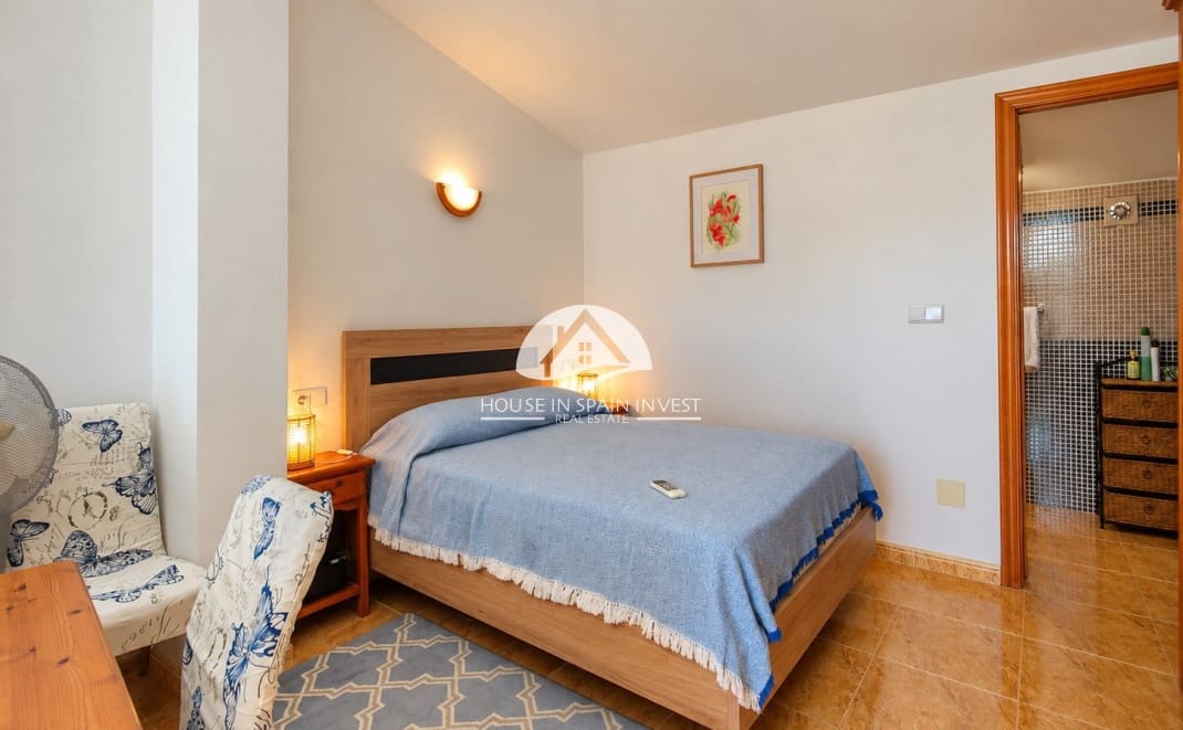 3 bedroom Townhouse for sale in La Florida with pool - € 197,950 (Ref: 10159884)