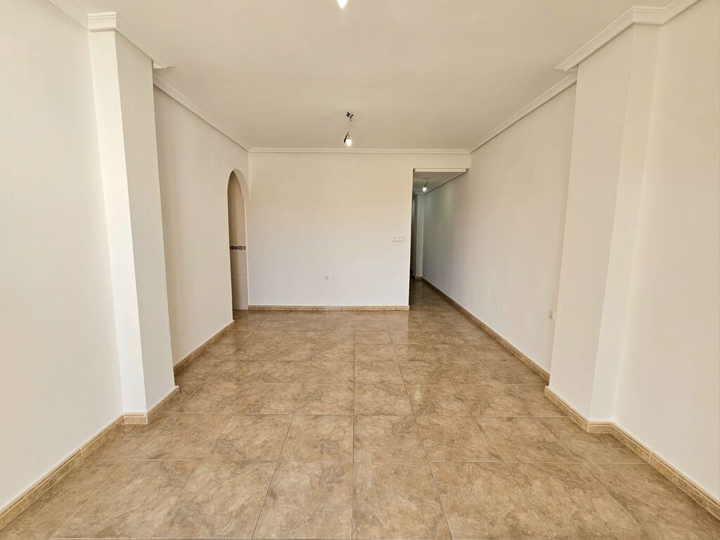2 quarto Penthouse para venda em Torrevieja - 144 900 € (Ref: 10159886)