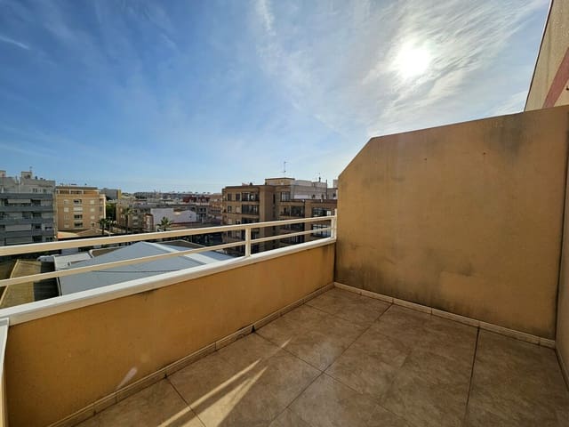 2 quarto Penthouse para venda em Centro - Muelle Pesquero, Torrevieja - 144 900 € (Ref: 10159886)