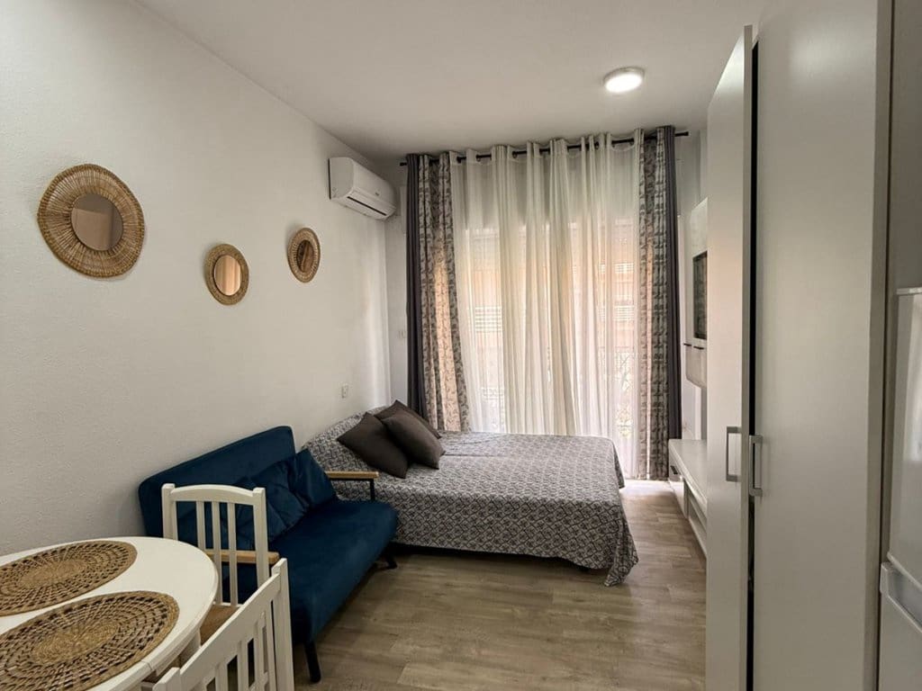 Leilighet til salgs i Torrevieja - € 90 000 (Ref: 10163465)