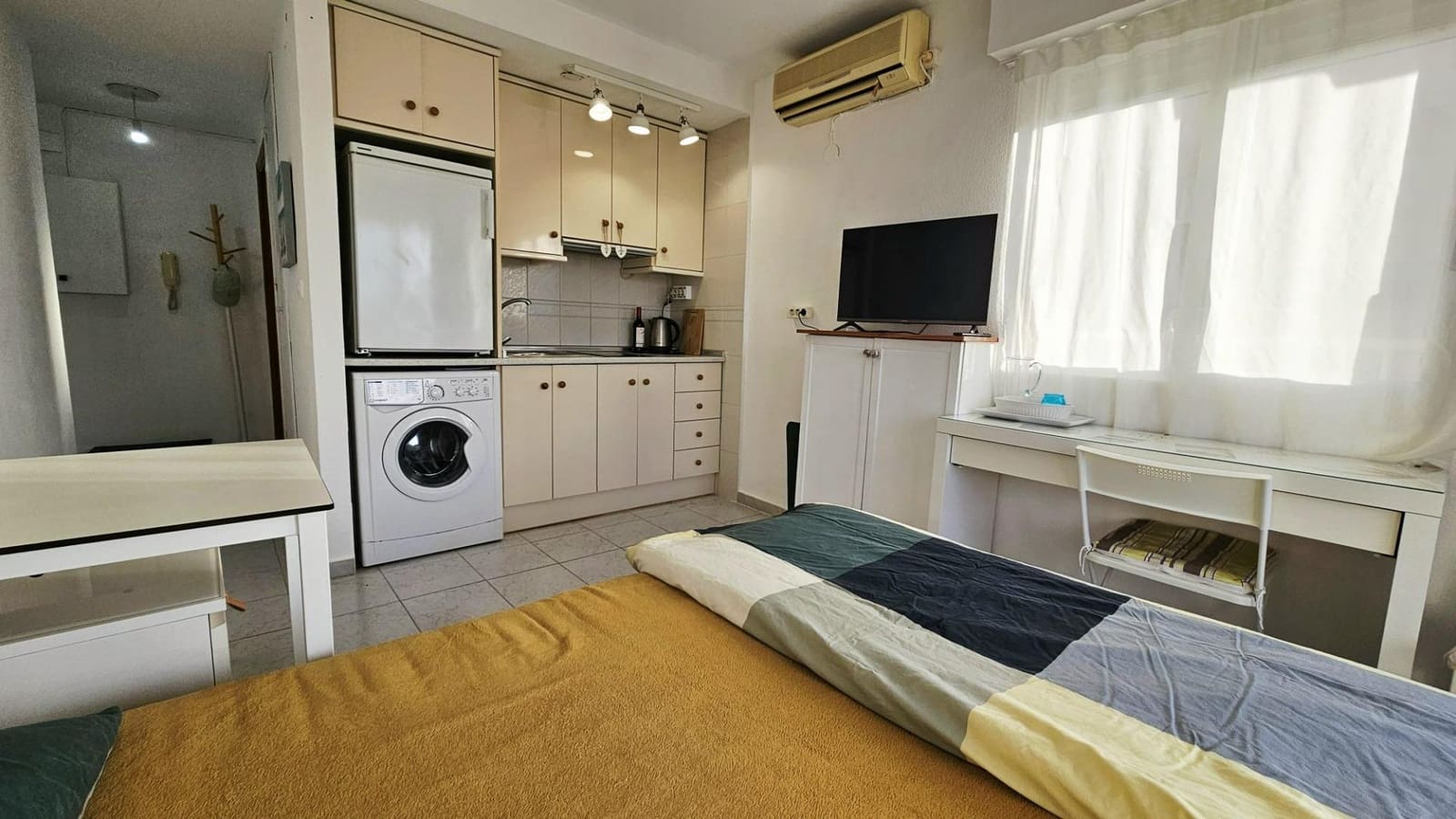 Lejlighed til salg i Torrevieja med swimmingpool - € 81.900 (Ref: 10163471)
