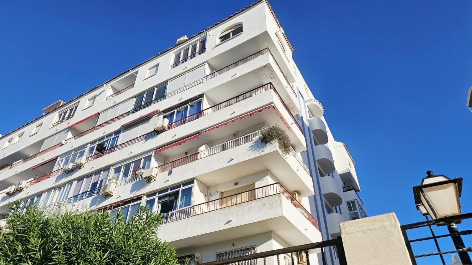 Lejlighed til salg i Torrevieja med swimmingpool - € 81.900 (Ref: 10163471)