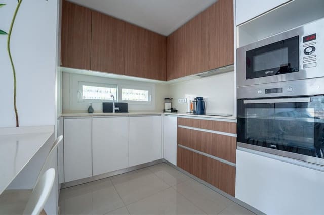 8 sypialnia Apartament na sprzedaż w Parque de las Naciones, Torrevieja z basenem garażem - 299 900 € (Ref: 10171926)