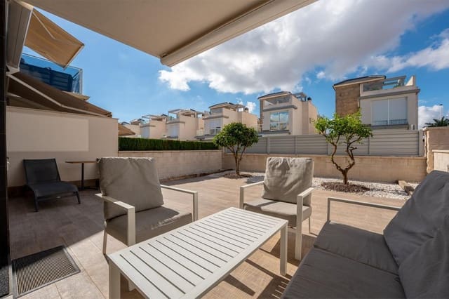 8 sypialnia Apartament na sprzedaż w Parque de las Naciones, Torrevieja z basenem garażem - 299 900 € (Ref: 10171926)