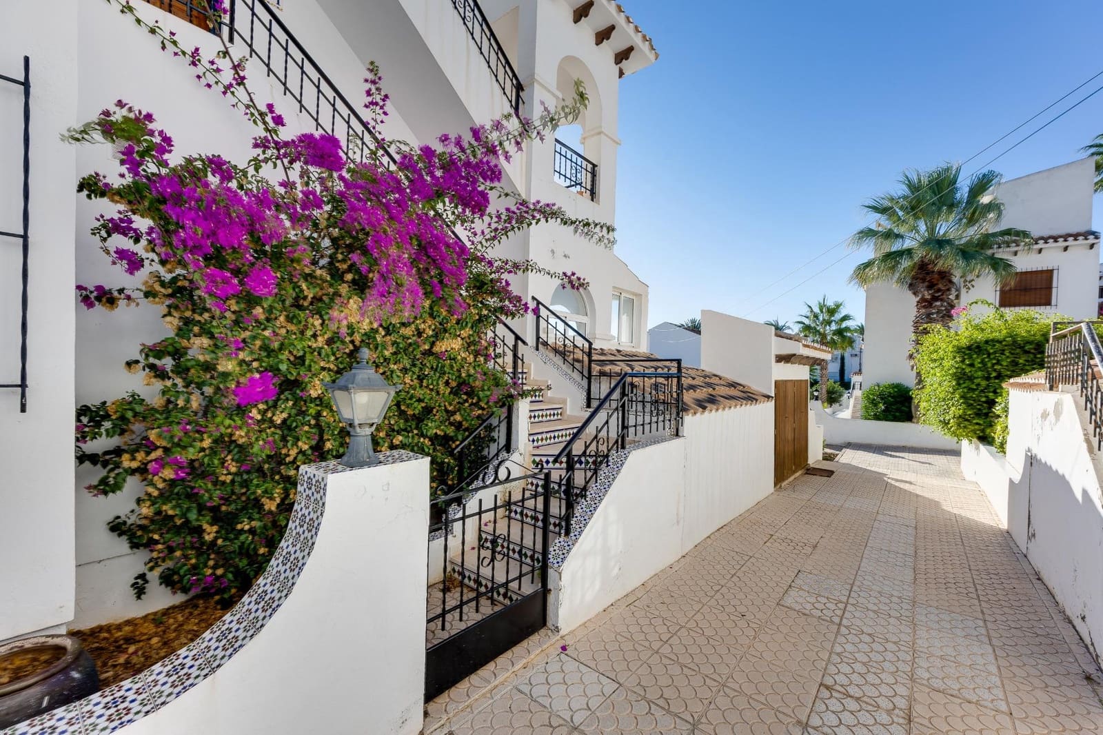 2 makuuhuone Kattohuoneisto myytävänä paikassa Orihuela Costa mukana uima-altaan - 195 000 € (Ref: 10175540)