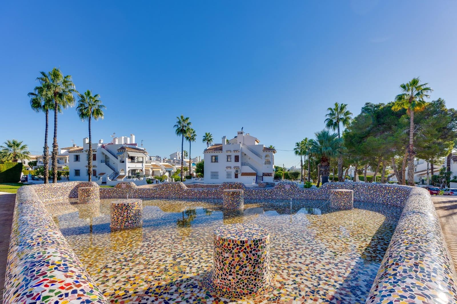 2 makuuhuone Kattohuoneisto myytävänä paikassa Orihuela Costa mukana uima-altaan - 195 000 € (Ref: 10175540)