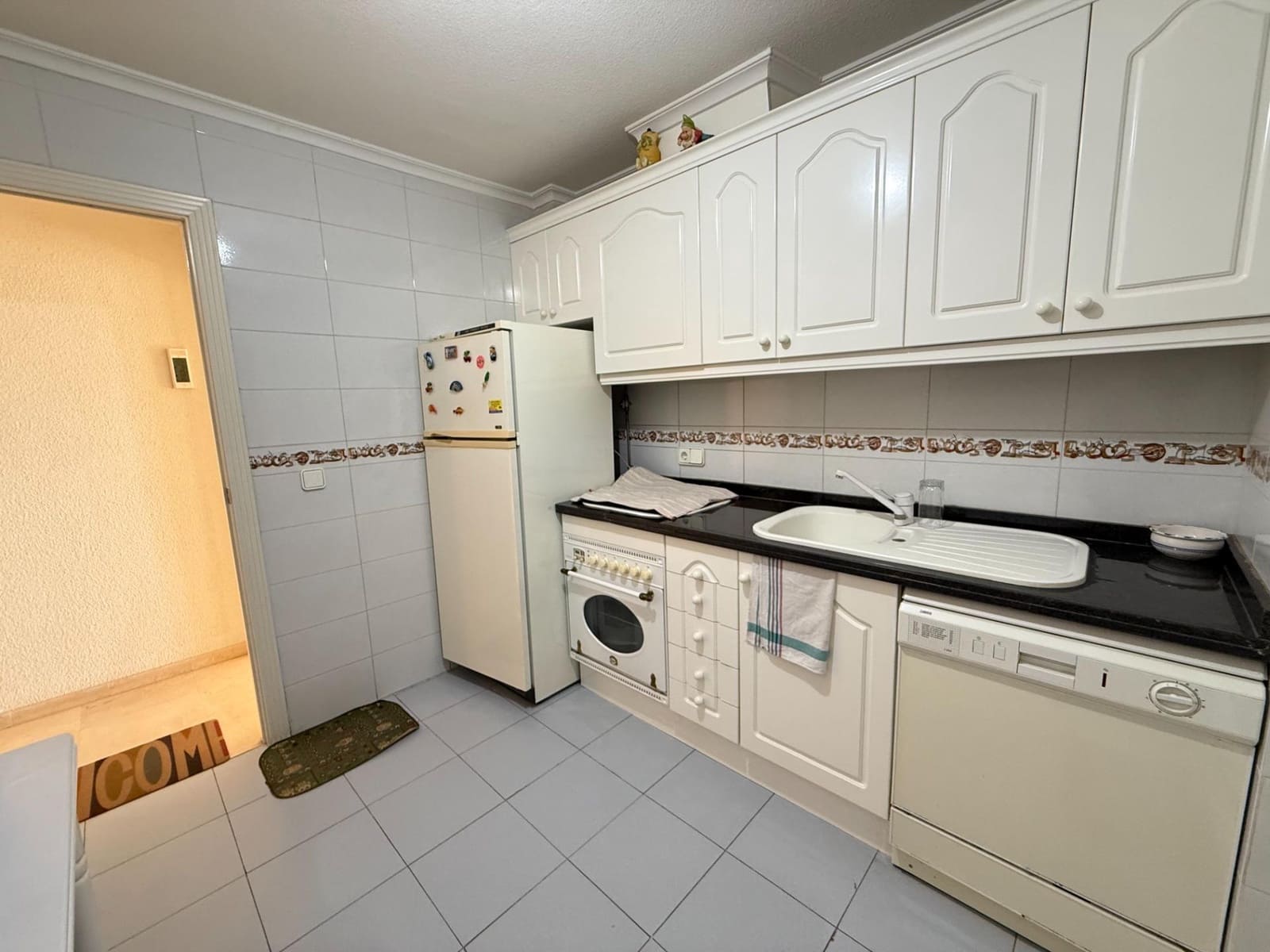 3 soveværelse Lejlighed til salg i Torrevieja med garage - € 390.000 (Ref: 10175542)