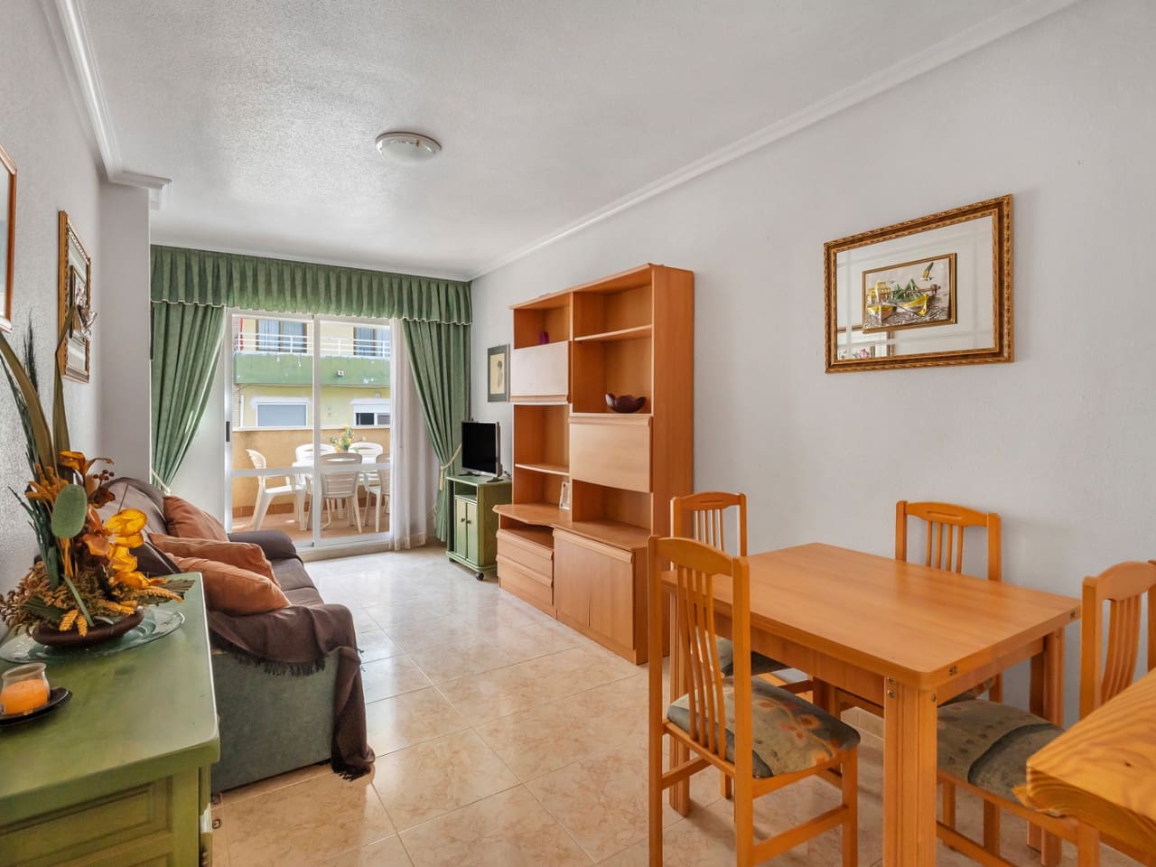 3 soveværelse Lejlighed til salg i Torrevieja - € 179.000 (Ref: 10179570)
