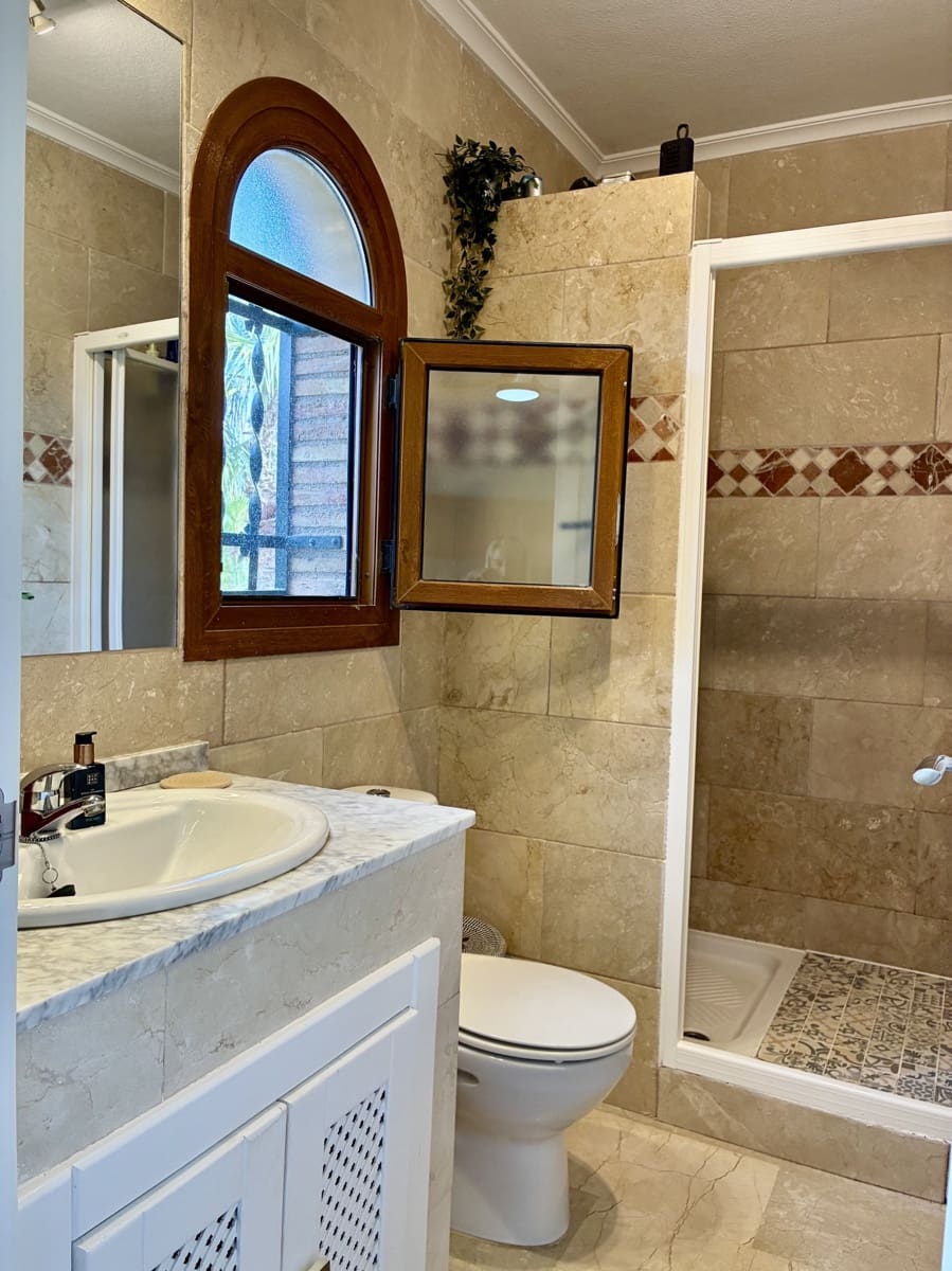 2 slaapkamer Appartement te koop in Orihuela Costa met zwembad - € 239.000 (Ref: 10179584)
