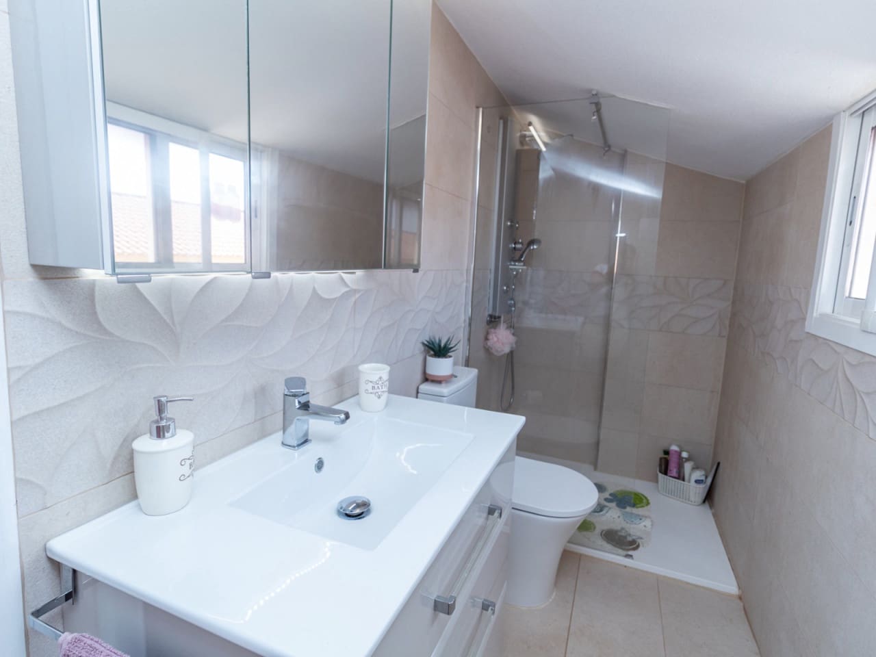 Casa de 3 habitaciones en Playa Flamenca en venta - 189.000 € (Ref: 10180806)