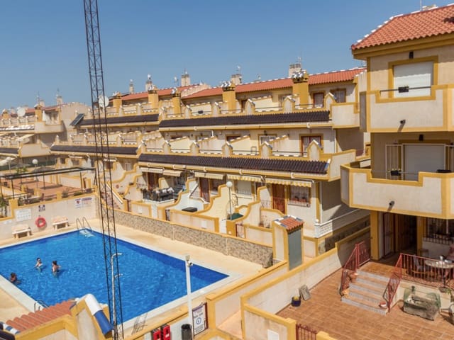 Casa de 3 habitaciones en Playa Flamenca, Orihuela en venta - 189.000 € (Ref: 10180806)