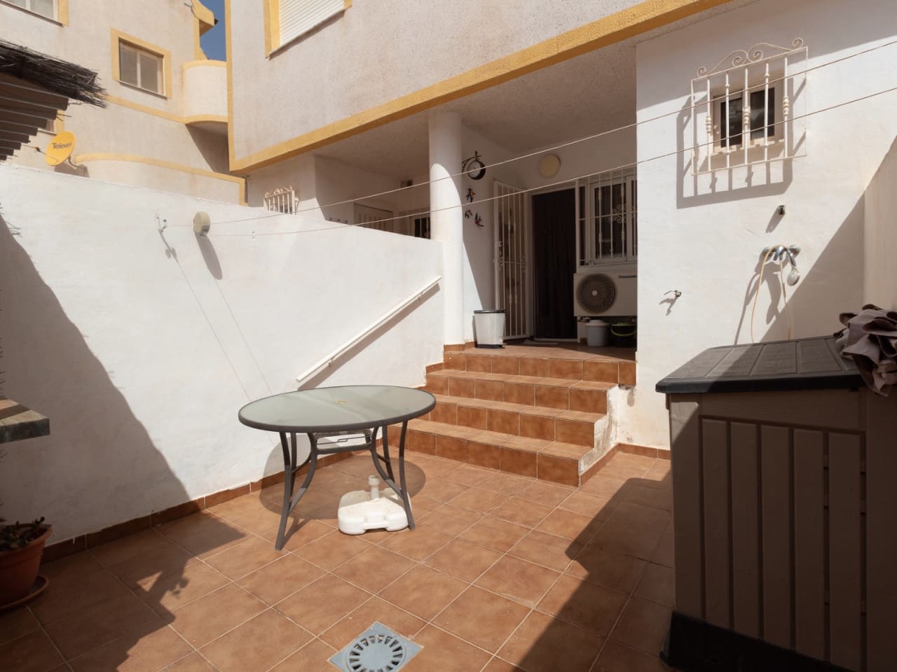 Casa de 3 habitaciones en Playa Flamenca en venta - 189.000 € (Ref: 10180806)