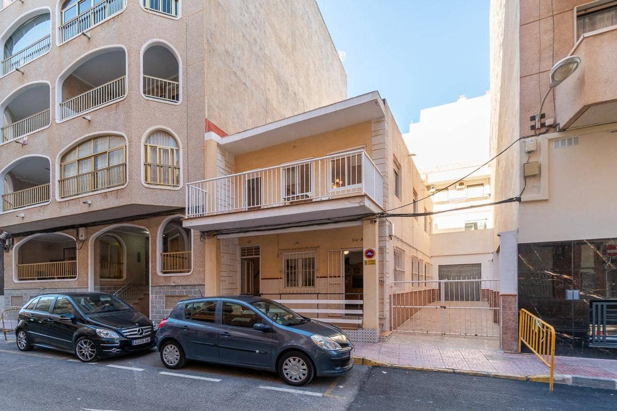 3 Zimmer Apartment zu verkaufen in Torrevieja - 175.000 € (Ref: 10180811)