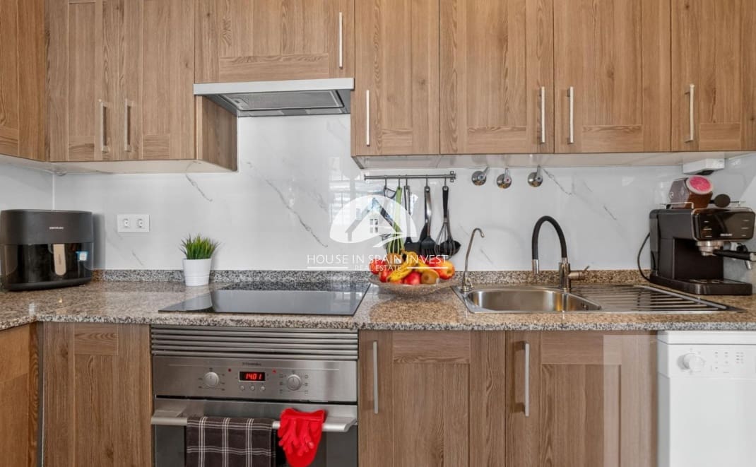 Chalet de 3 habitaciones en Los Altos en venta con piscina - 365.000 € (Ref: 10180813)