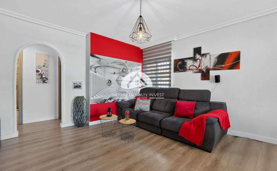 Chalet de 3 habitaciones en Los Altos en venta con piscina - 365.000 € (Ref: 10180813)