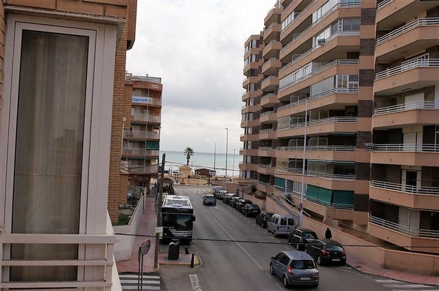 3 soveværelse Lejlighed til salg i La Mata, Torrevieja med garage - € 235.000 (Ref: 10180814)